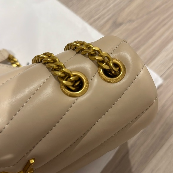 Saint Laurent Cream Quilted Bag - Picture 5 of 17